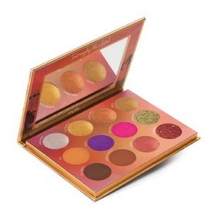 PUR festival 12 eyeshadow palette